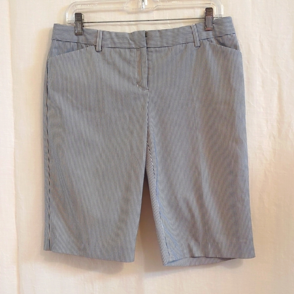 Express Design Studio Shorts Black And White Stripes Size 8